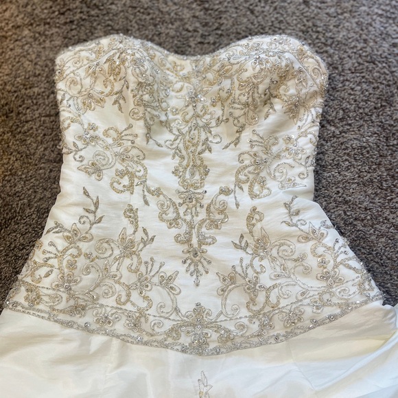 Mori Lee Wedding Dress with tags. - Picture 10 of 11